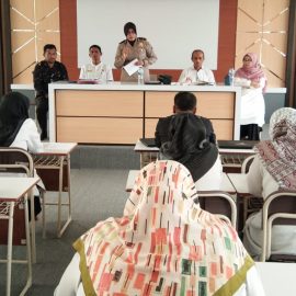 Pembinaan Masyarakat (BINMAS) Polres Kab. Agam dan Cyber Crime bekerja sama memberikan penyuluhan di SMKN 2 Lubuk Basung