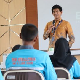 K2 K3 JADI PEMBAHASAN GURU TAMU TEKNIK KETENAGALISTRIKAN SMKN 2 LUBUK BASUNG