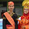 Lestarikan budaya, SMK N 2 Lubuk basung gelar kegiatan Fashion Show dengan tema pakaian Adat Minangkabau