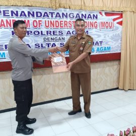 SMKN 2 Lubuk Basung Berama SLTA sederajad  di Lingkungan Wilayah Hukum Kabupaten Agam Melaksanakan Penanda Tanganan Mou Dengan Polres Agam